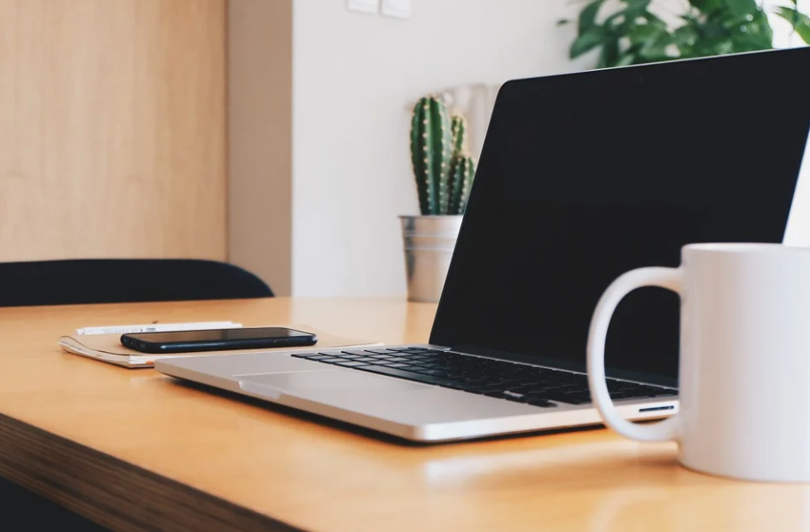 網(wǎng)絡(luò)名人可以輕松成功申請(qǐng)美國(guó)優(yōu)秀人才嗎？